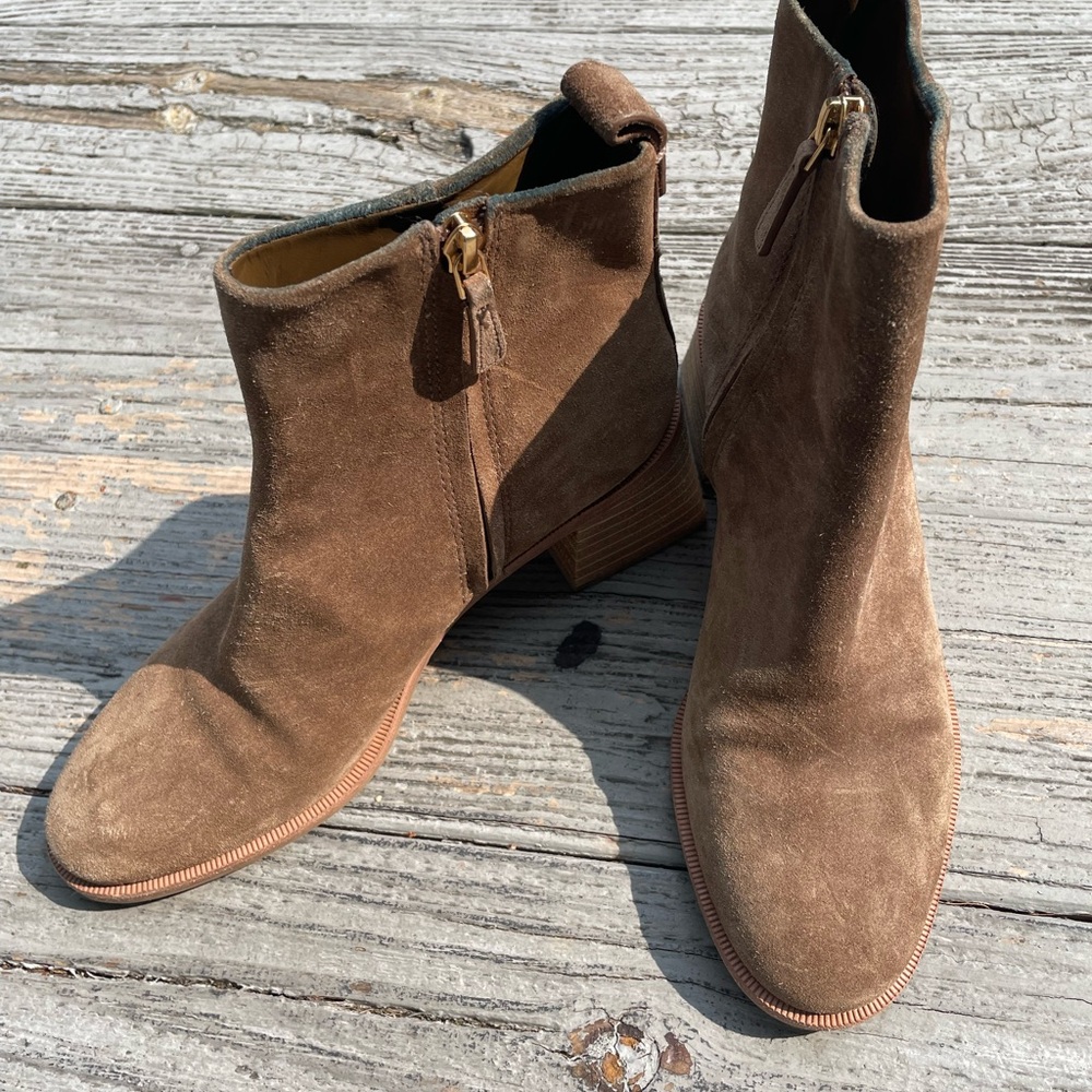 Tory Burch Suede Boots:size 6.5, tan, used only a couple of times.